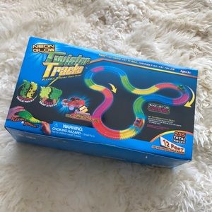 Twister Track Neon Glow
